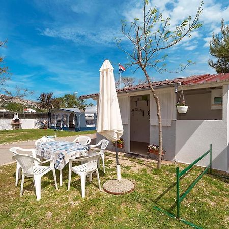 Camp Mali Bungalow Baška Exterior foto